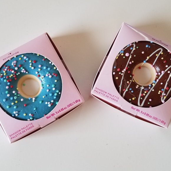 New I heart Revolution Chocolate Dipped & Bluberry Crush Donuts Palette - Picture 1 of 7